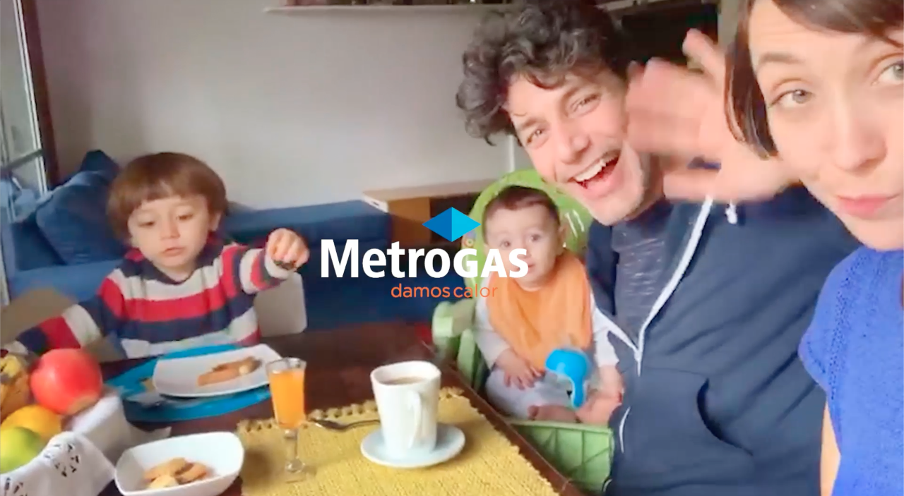 METROGAS: Es tiempo de dar calor de hogar.