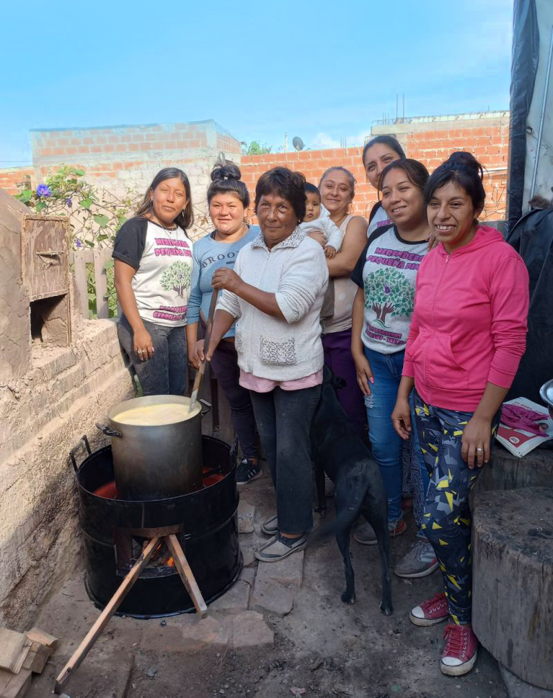 GASNOR, entregó cocinas ecológicas de biomasa a comedores y merenderos en Salta y Jujuy.